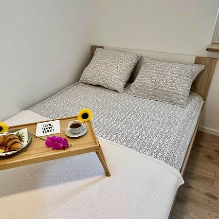Apartamento Mali Raj *
