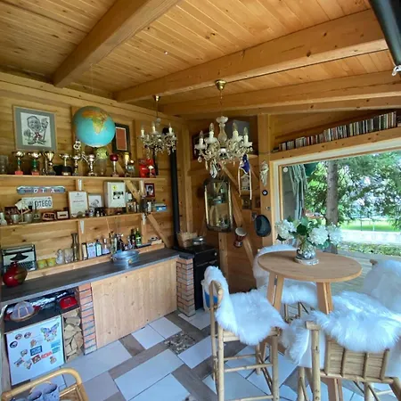 Apartamento Mali Raj *