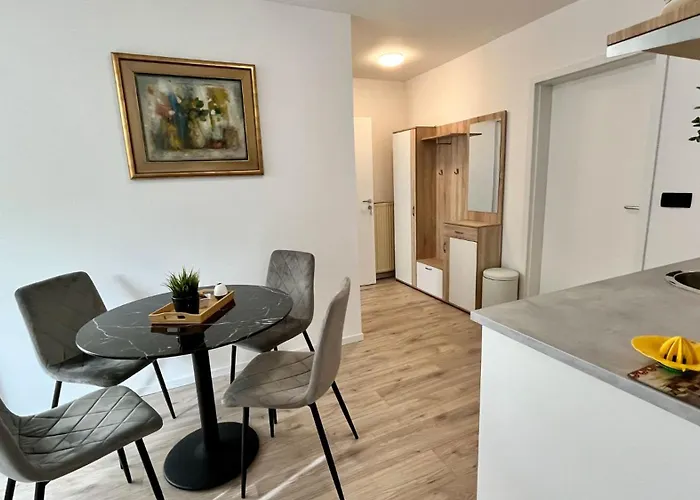 Apartma Mali Raj *