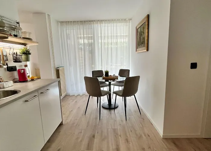 Mali Raj Apartment Menges